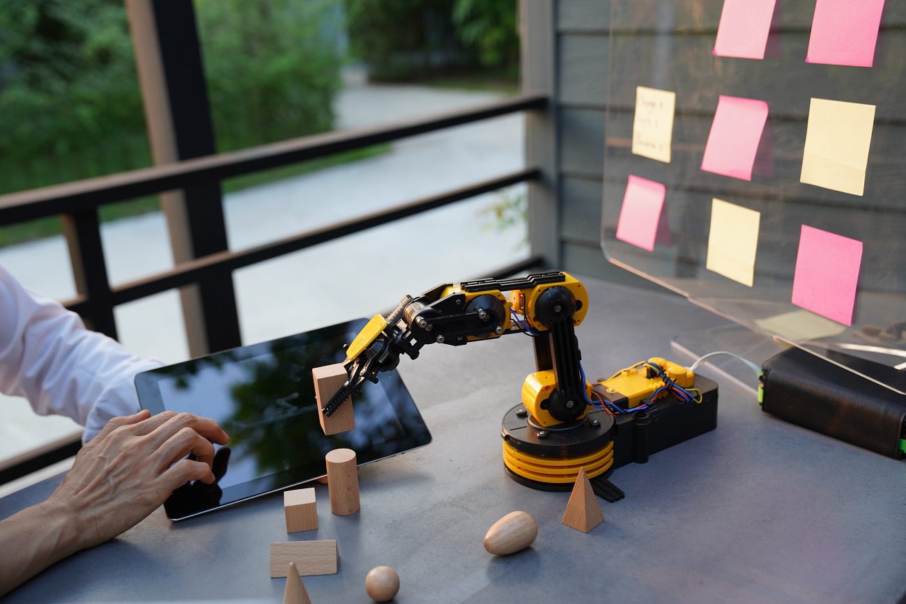 AI Is Getting Physical in the New Construction Space